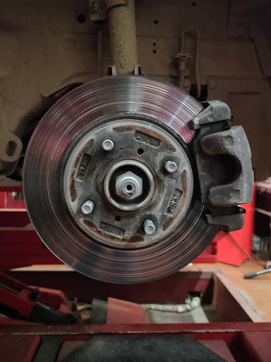brake repair in Elgin